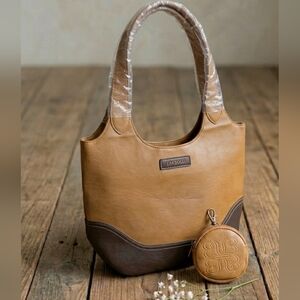 NEW!Gorgeous Hobo Cognac Tote Bag with Airpod Pouch for Travel Work Everyday